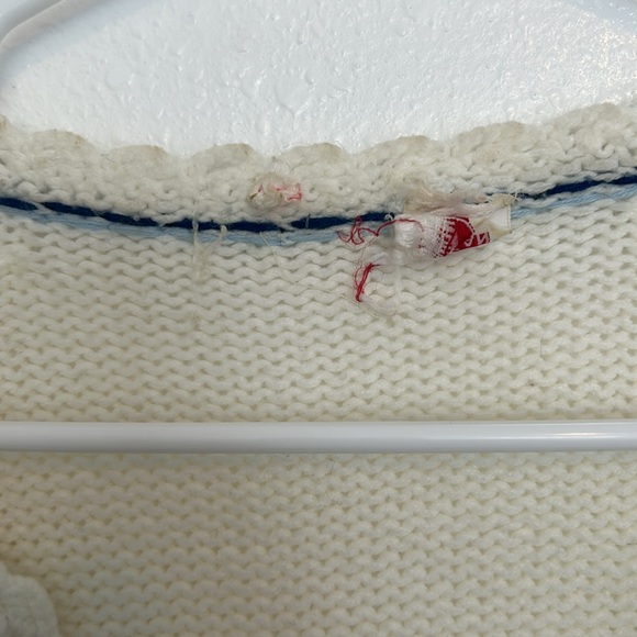 Vintage white sweater - Picture 7 of 7